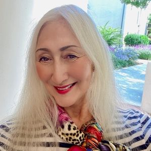 Meet your Posher, Mickie